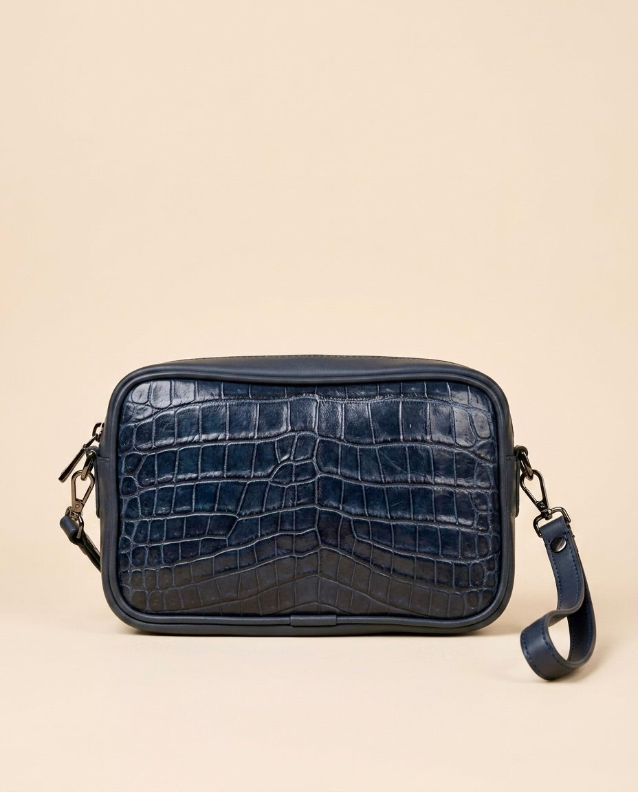 Crossbody Cocodrilo — interior ante cabra gris artesanal | Romaní Leather